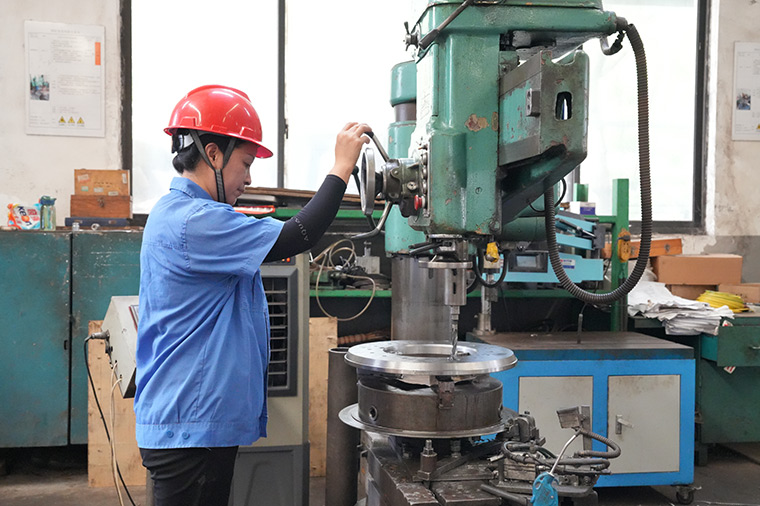 Machines Cie., Ltd de Jiangyin Huadong.
